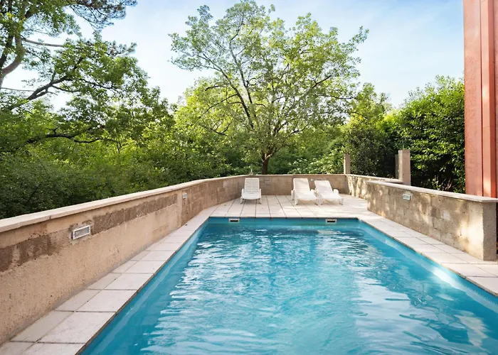 3 Bedroom Stunning In Appartamento *