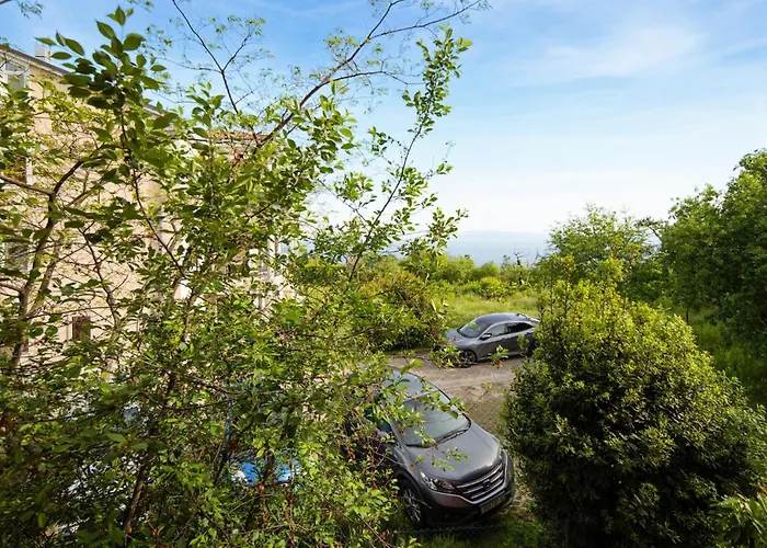 Appartamento 3 Bedroom Stunning In *